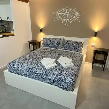 Apartment Centro Storico Di Acquario E Porto Antico 5 Min Memoie Do Ma 2 Genua
