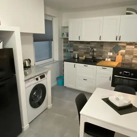 Apartmán Centro Storico Di Acquario E Porto Antico 5 Min Memoie Do Ma 2 *